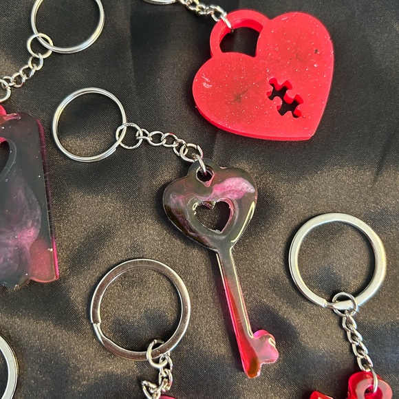 🟡 2/$10 🟡 Keychains - Picture 6 of 6